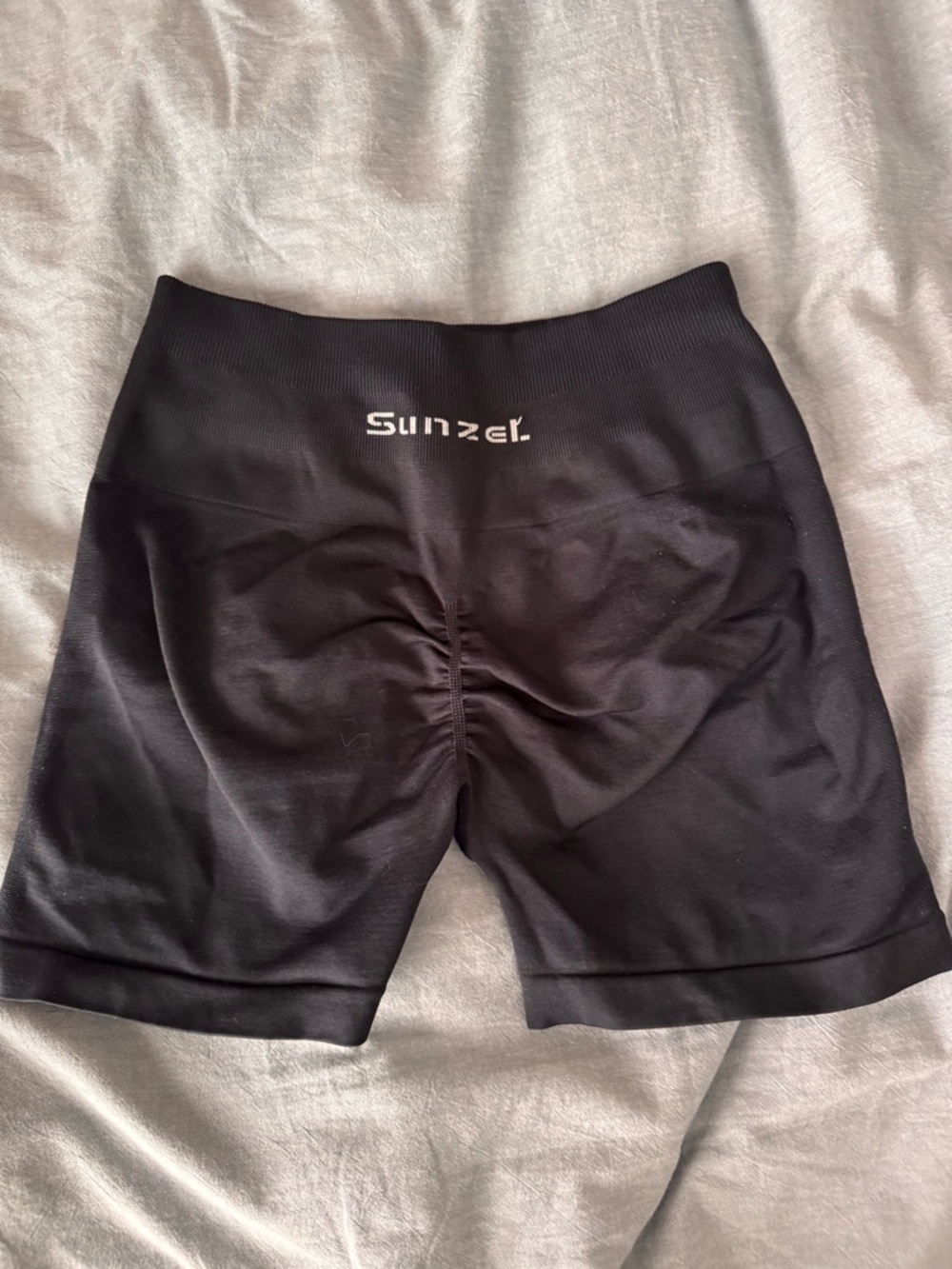 Sunzel Black High-Waist Scrunch Athletic Bike Shorts - XS